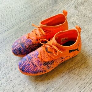 Puma Soccer Cleats Boys Size: 1.5